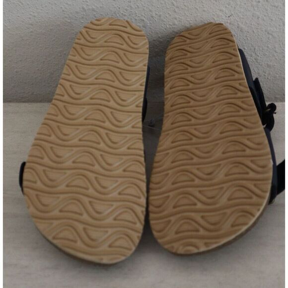 The Children's Place Toddler Boys Sz 11 Navy Faux Leather Buckle Sandals - Picture 3 of 8